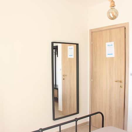 Bariairport Bed & Breakfast ภายนอก รูปภาพ