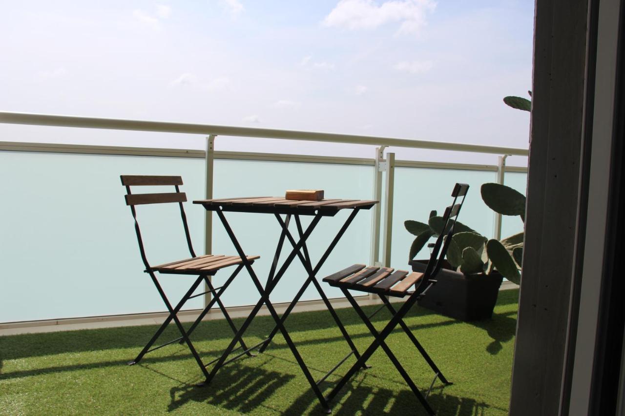 Bariairport Bed & Breakfast ภายนอก รูปภาพ